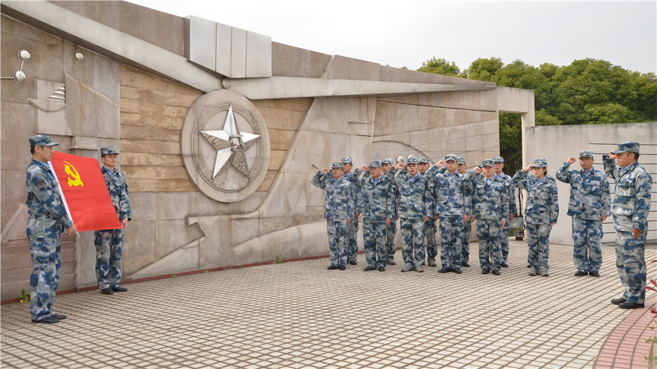 40多名官兵因訓立功受獎，秘訣在于……
