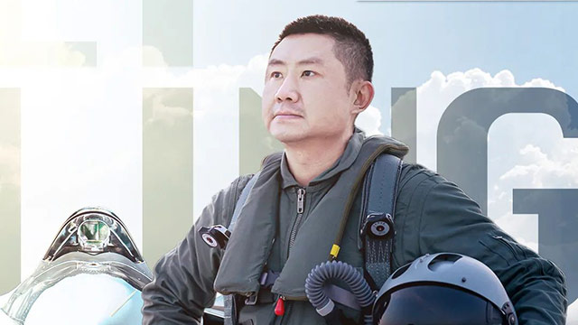 這位駕駛殲-20的大校旅長，是尖刀中的刀尖！