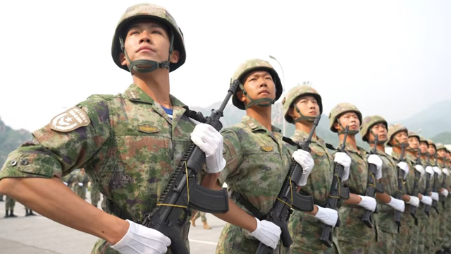 “勝利日”閱兵：探訪閱兵訓(xùn)練場