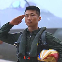 “最美新時代革命軍人”董珺：空軍特級飛行員 搏擊藍(lán)天的探路先鋒